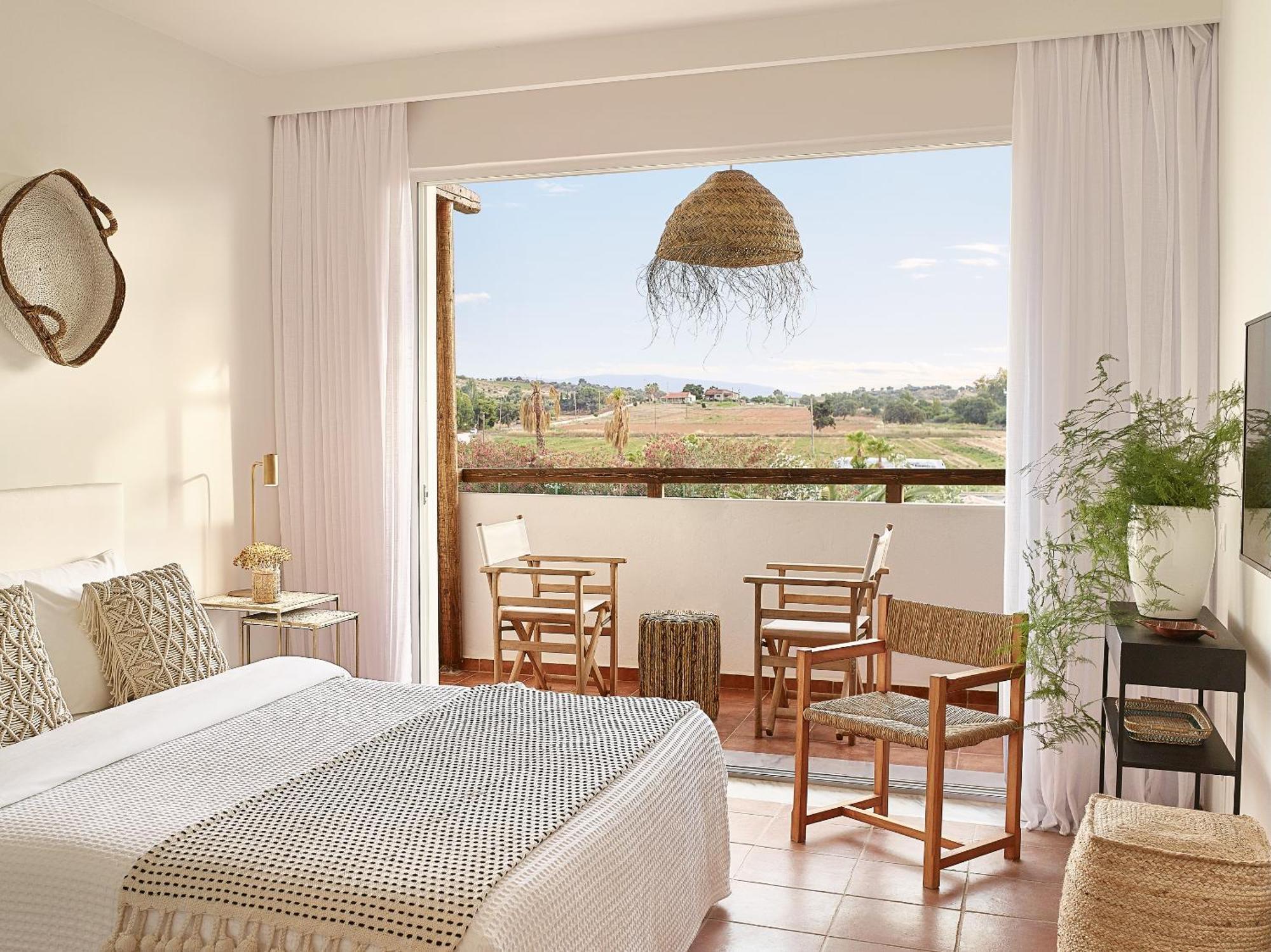 Отель Grecotel Casa Marron 4*